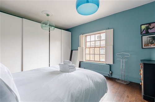 Photo 5 - Trendy 2BD House 5 Mins From Willesden Junction