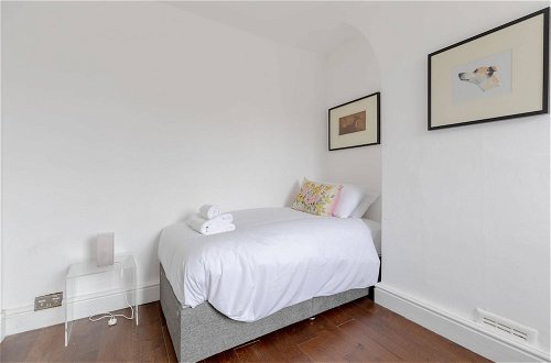 Foto 3 - Trendy 2BD House 5 Mins From Willesden Junction