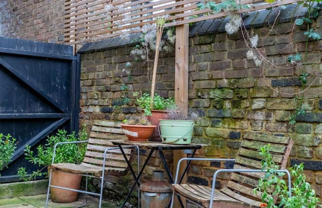 Trendy 2BD House 5 Mins From Willesden Junction! - Foto 27