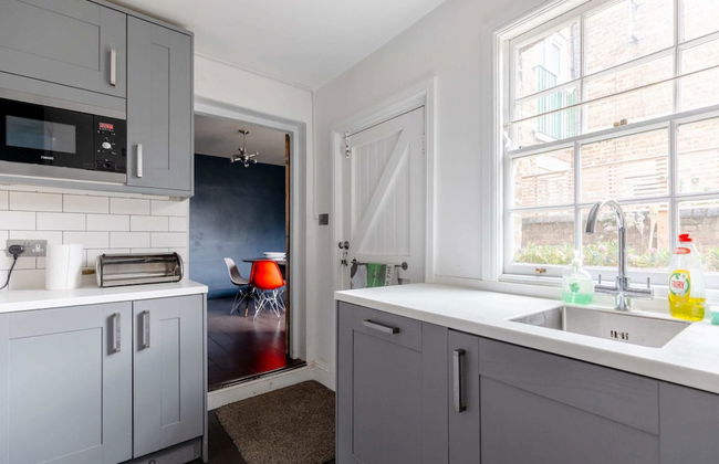 Trendy 2BD House 5 Mins From Willesden Junction! - Foto 16