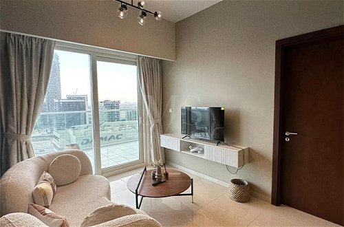 Foto 1 - Mh- Beautiful 2 Bhk Canal View in Reva Residence Ref 24016