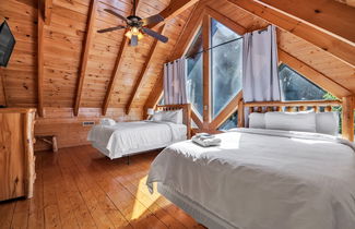 Photo 3 - Cabin w/ Theater, Games & Hot Tub! Sleeps 30