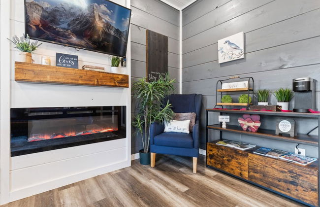 Romantic Cabin Retreat By Ghosal Luxury Lodging - Foto 34