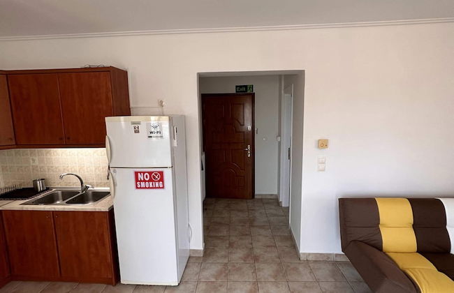 VerGian Brand New Apt at Agioi Theodoroi - Foto 32
