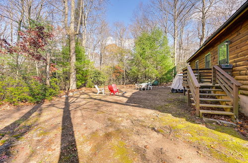 Foto 37 - Rustic Fancy Gap Cabin w/ Blue Ridge Parkway Views