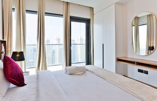 Photo 2 - Luxury StayCation - Tranquil Waters: 2BR Luxury Apart. in Dubai Marina