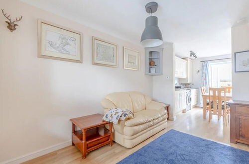 Photo 12 - Charming 1BD Retreat With Garden Area, Greenwich