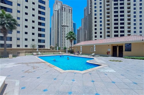 Foto 1 - JBR Beach Bliss - One & Three Bedroom Luxury Apartments by Sojo Stay
