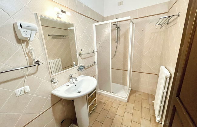 Fab Villa With Fenced Pool, Huge Grounds, Mediation Park, Child Activity Park - Photo 39