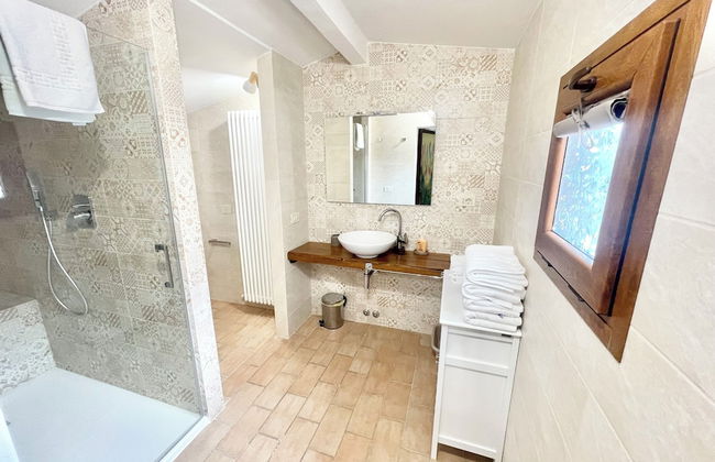 Fab Villa With Fenced Pool, Huge Grounds, Mediation Park, Child Activity Park - Photo 37