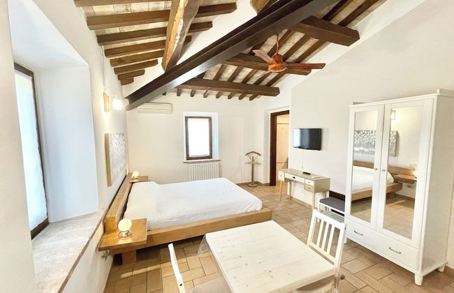 Fab Villa With Fenced Pool, Huge Grounds, Mediation Park, Child Activity Park - Photo 7