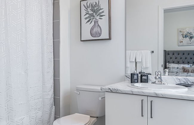 Luxury Villa 5BR-4.5 Bath - Photo 22