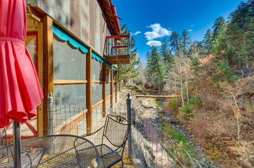 Foto 1 - Riverside Retreat w/ Screened Porch: 6 Mi to Taos