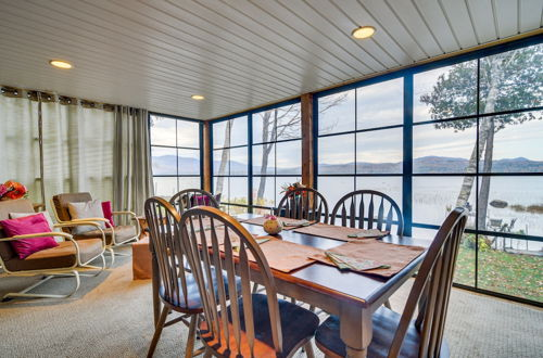 Foto 24 - Waterfront Lake Webb Cabin Rental w/ Dock & Views