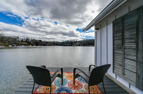 Photo 37 - Lakefront Landrum Home w/ Deck, Fire Pit & Kayaks