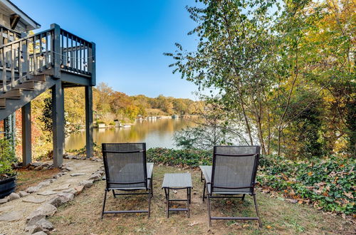 Foto 1 - Lakefront Landrum Home w/ Deck, Fire Pit & Kayaks