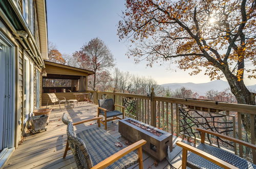 Foto 37 - Sapphire Cabin w/ Screened Porch & Mountain View