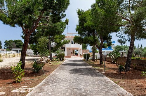 Foto 28 - Villa Neruda With big Garden Near the sea