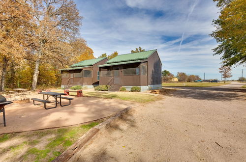 Photo 25 - Cozy Studio Cabin in Kerens w/ Community Pier