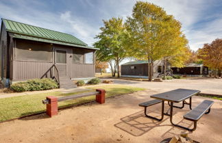 Photo 2 - Cozy Studio Cabin in Kerens w/ Community Pier