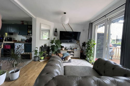 Photo 8 - Spacious 2BD Terrace House W/garden - Dublin