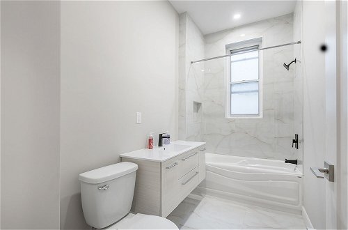 Photo 47 - Beautiful 5BR in the HEART of Mile-End