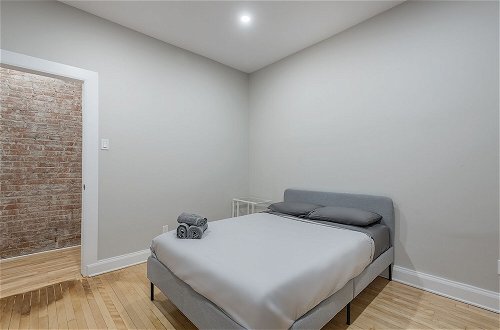 Foto 27 - Beautiful 5BR in the HEART of Mile-End