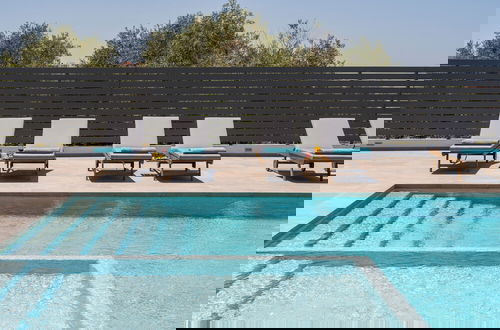 Photo 17 - Azatis Luxury Villa