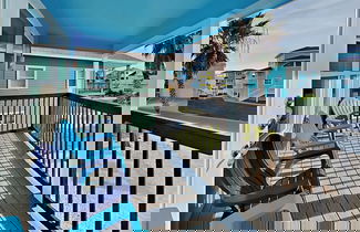 Photo 1 - Ad657-blew By You