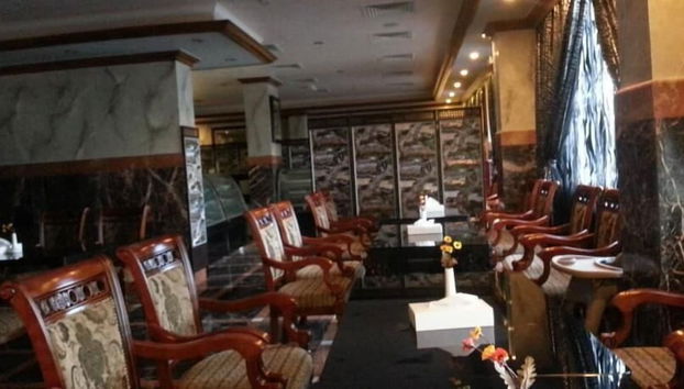 Coin salon dans le hall