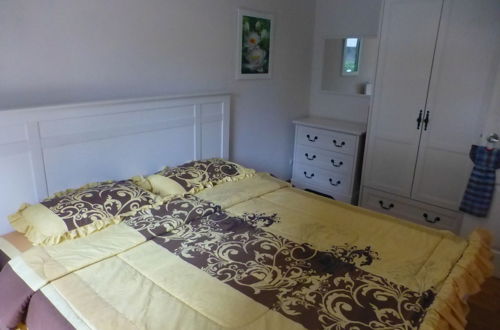 Photo 5 - 1 Double Bedroom Apartment With Swimming Pool Security and High Speed Wifi