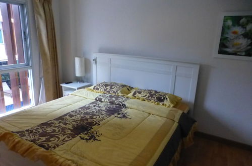 Photo 2 - 1 Double Bedroom Apartment With Swimming Pool Security and High Speed Wifi