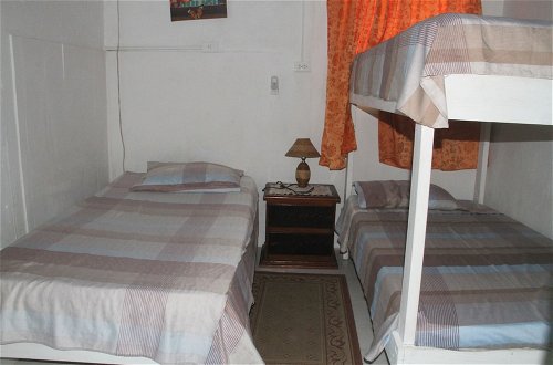 Foto 3 - Room in Guest Room - Posada Green Sea Villa Helen / Kilometer 4 Circunvalar