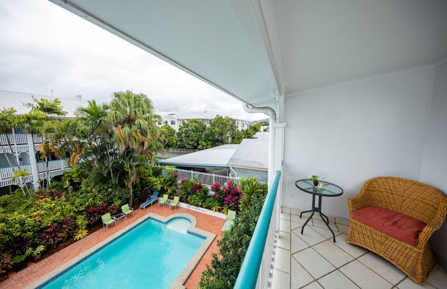 City Terraces Cairns - Photo 17