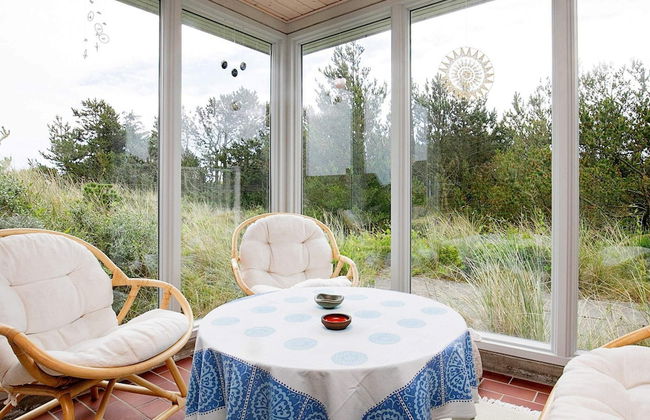 Chic Holiday Home in Hvide Sande near Sea - Foto 16
