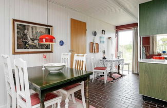 Foto 2 - Chic Holiday Home in Hvide Sande near Sea