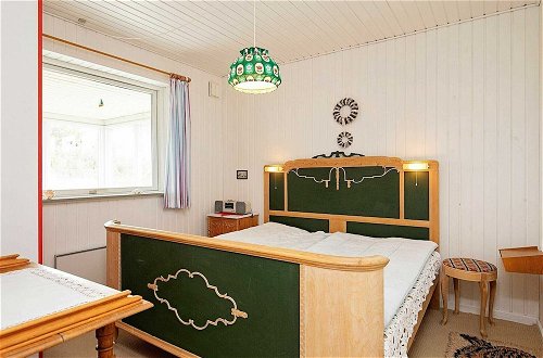 Photo 4 - Chic Holiday Home in Hvide Sande near Sea