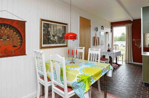 Photo 12 - Chic Holiday Home in Hvide Sande near Sea