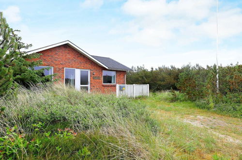 Photo 25 - Chic Holiday Home in Hvide Sande near Sea