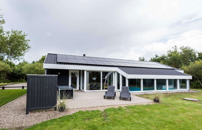 8 Person Holiday Home in Norre Nebel - Foto 1