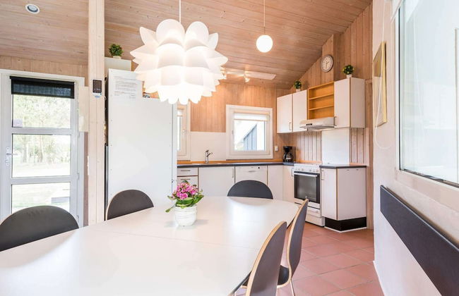 8 Person Holiday Home in Norre Nebel - Foto 18