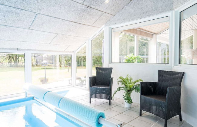 8 Person Holiday Home in Norre Nebel - Foto 4
