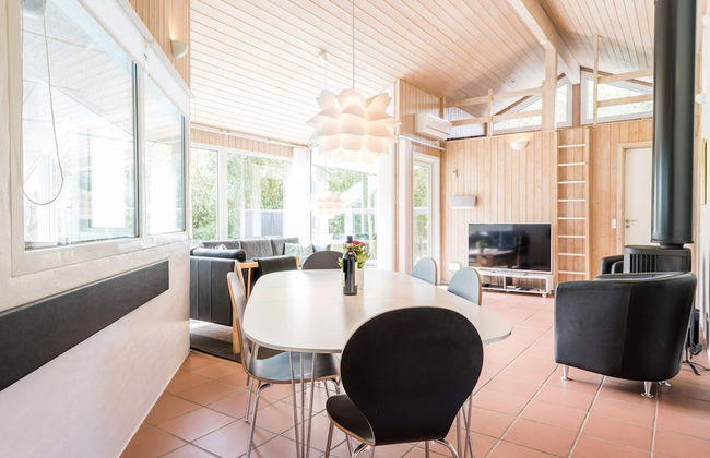 8 Person Holiday Home in Norre Nebel - Foto 27