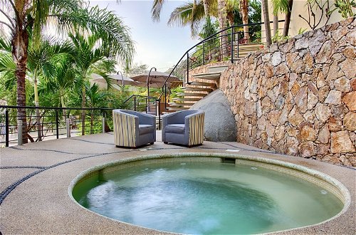 Foto 70 - Luxury Beach Frontage Villa For Rent