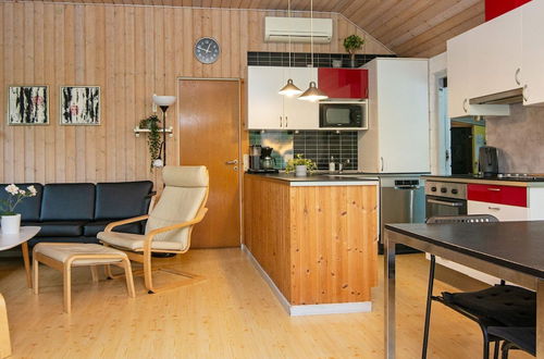 Photo 9 - 8 Person Holiday Home in Ebeltoft