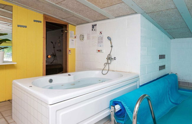 8 Person Holiday Home in Ebeltoft-by Traum - Foto 10