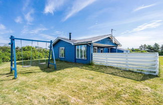 Photo 2 - 6 Person Holiday Home in Hvide Sande