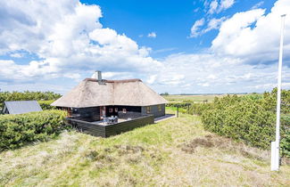 Photo 1 - 6 Person Holiday Home in Blavand