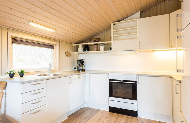 6 Person Holiday Home in Henne - Foto 15