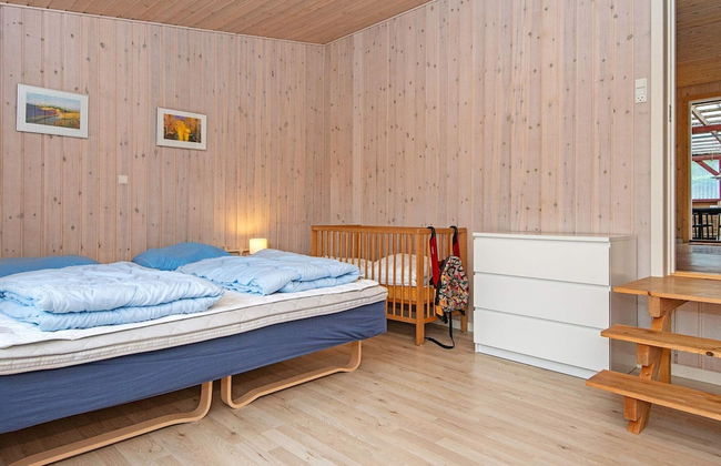 6 Person Holiday Home in Allingabro - Foto 3
